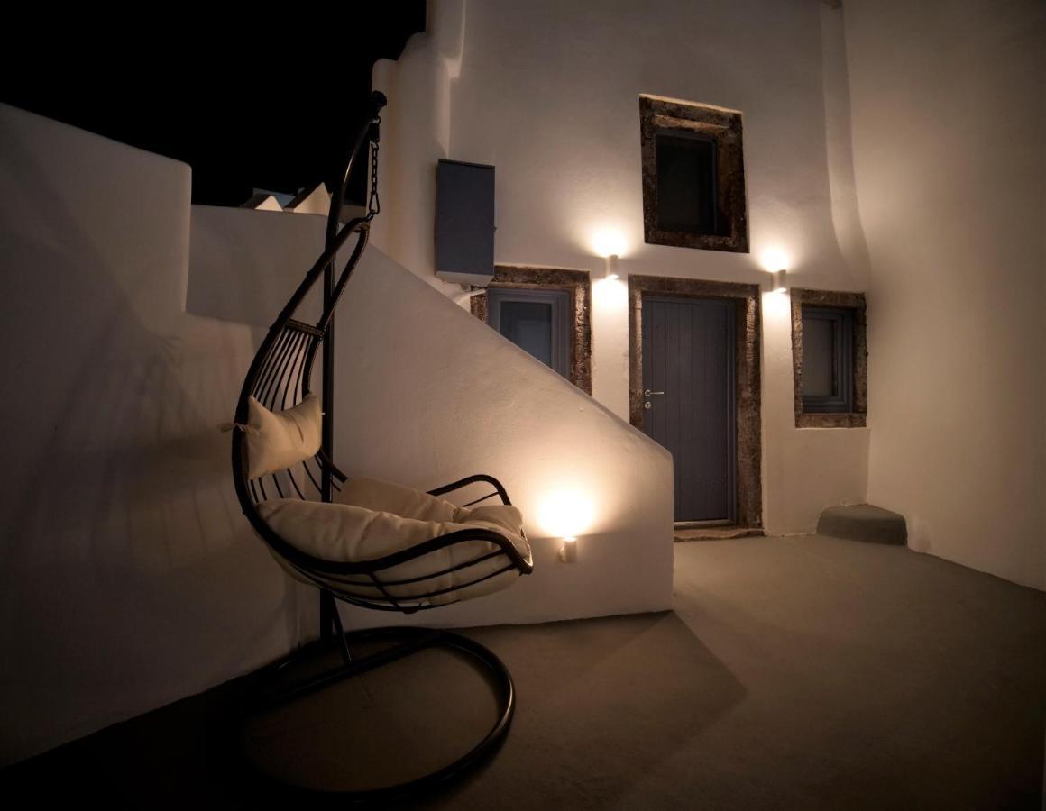 Oinos Luxury Suites Foinikiá Екстериор снимка