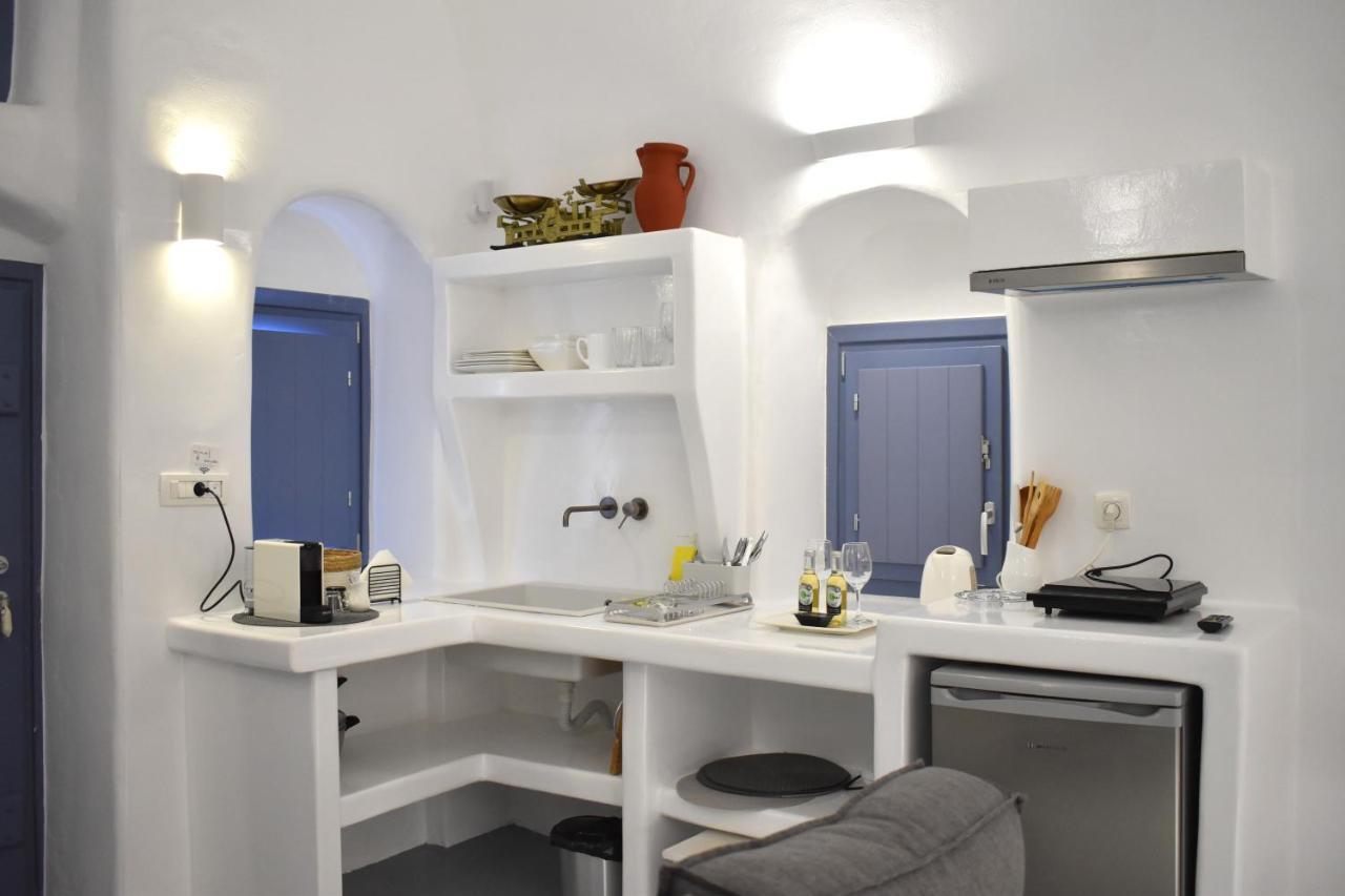 Oinos Luxury Suites Foinikiá Екстериор снимка