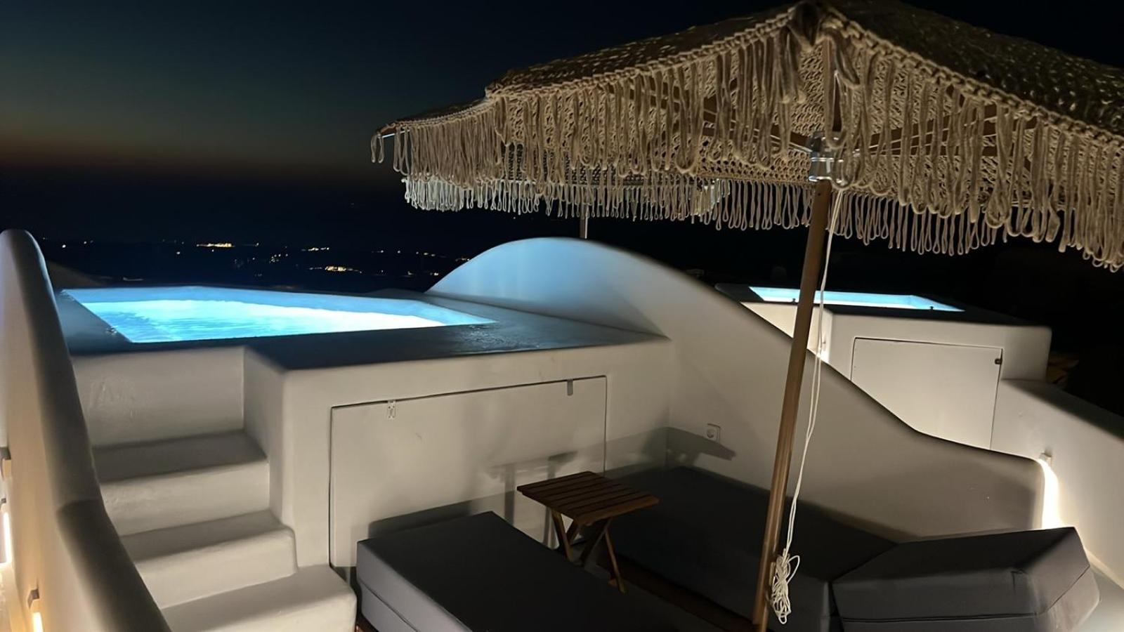 Oinos Luxury Suites Foinikiá Екстериор снимка