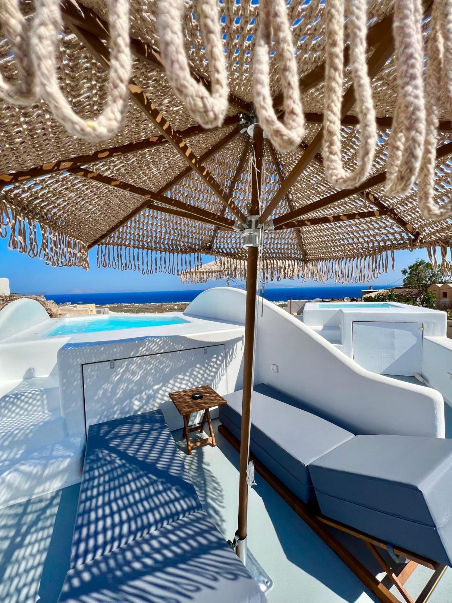 Oinos Luxury Suites Foinikiá Екстериор снимка