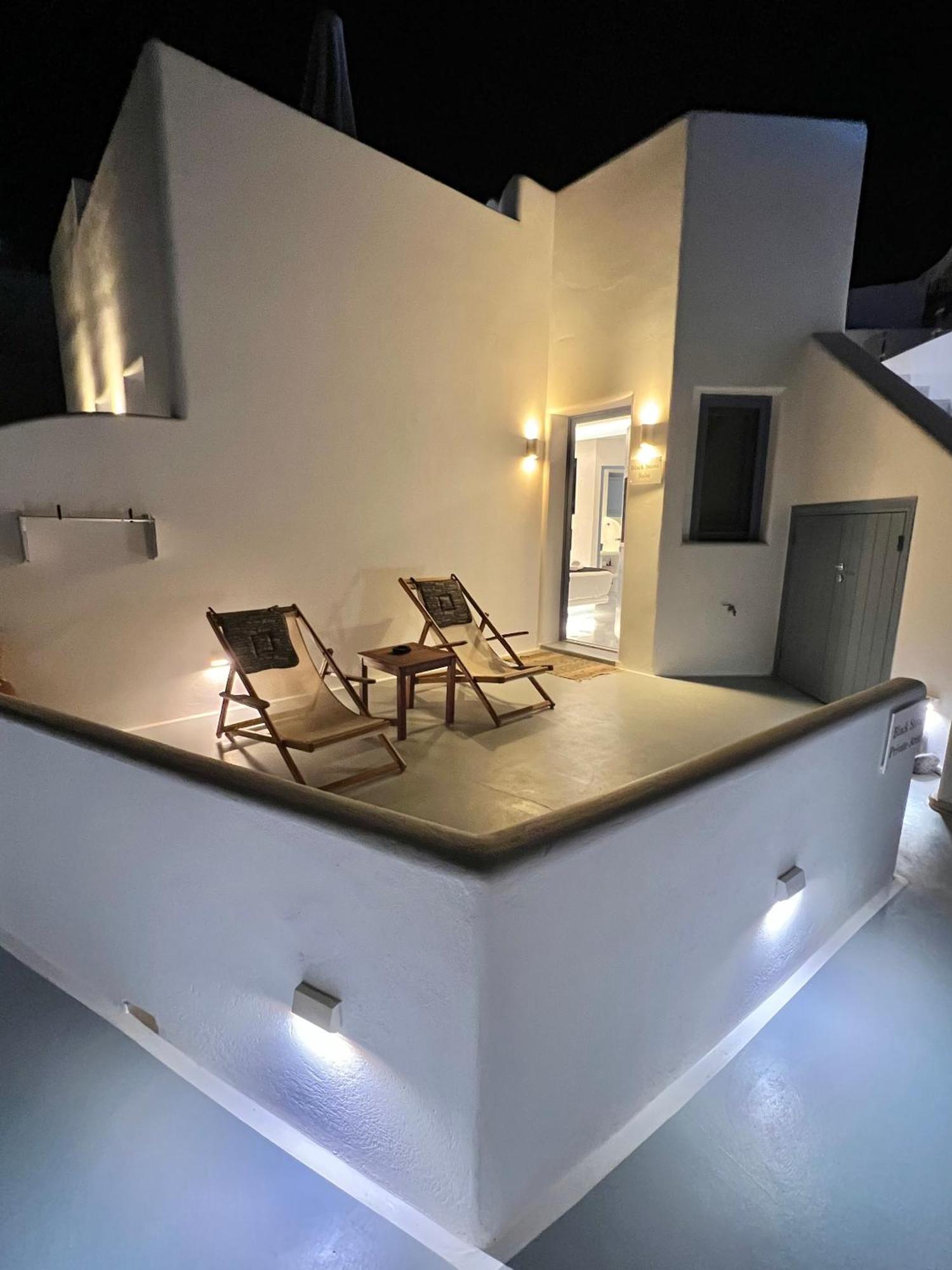 Oinos Luxury Suites Foinikiá Екстериор снимка